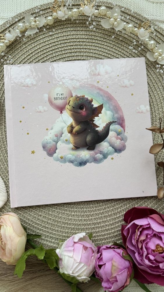 Книга побажань на День народження дитини На веселці HeyBaby
