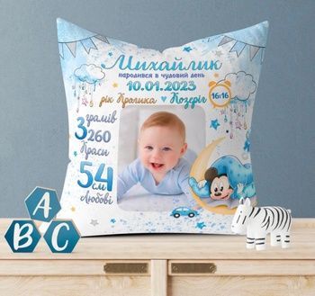 Подушка с метрикой и фото Микки на луне 35х35 на молнии голубая